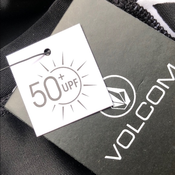 🌻☀️VOLCOM RASH GURAD☀️🌻 - Picture 6 of 7